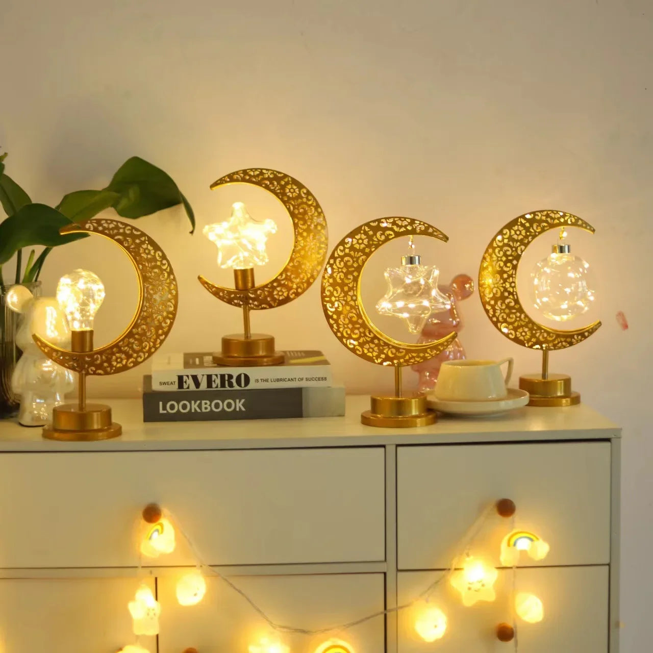 Luminária LED Lua Ramadan 2026 – Decoração Eid Mubarak em Metal para Casa e Quarto | Ramadan Kareem | Presente Islâmico para Eid al-Adha e Festas Muçulmanas